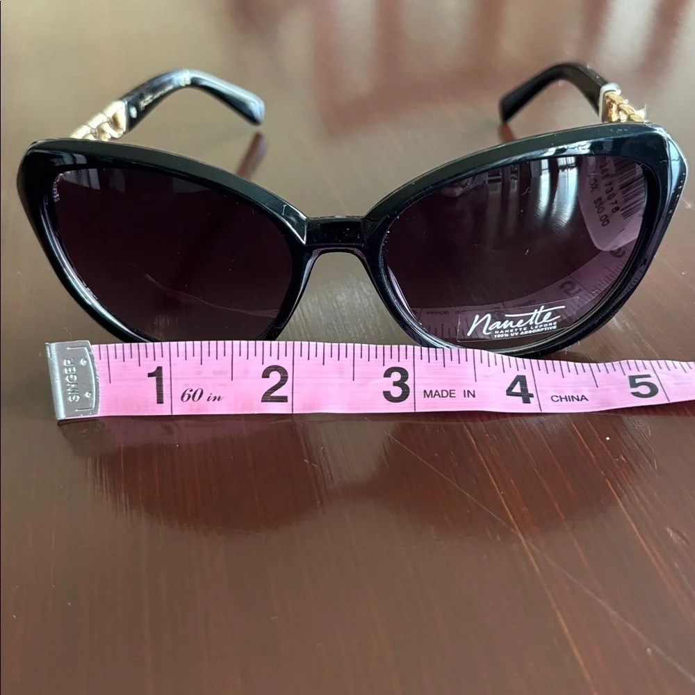Nanette Lepore 100% UV protection,black butterfly frame,gold chain accent arm